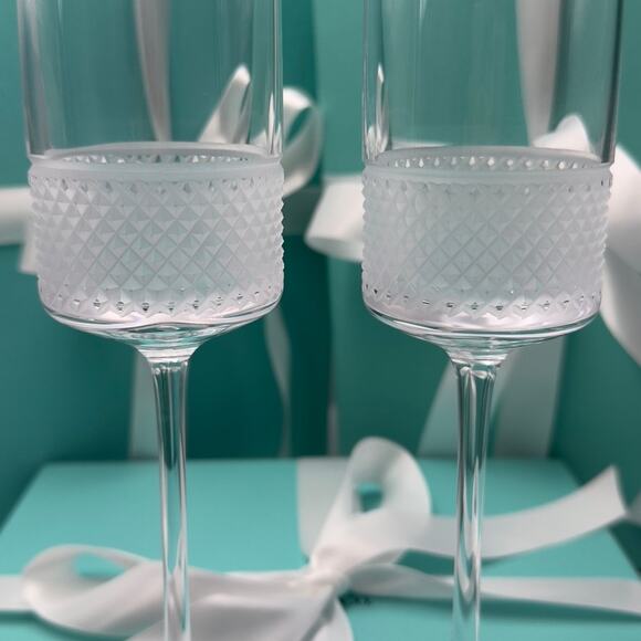 NEW Tiffany & Co. Diamond Point Crystal Champagne Glasses Flutes Set of 2 W/ Box - Picture 9 of 12